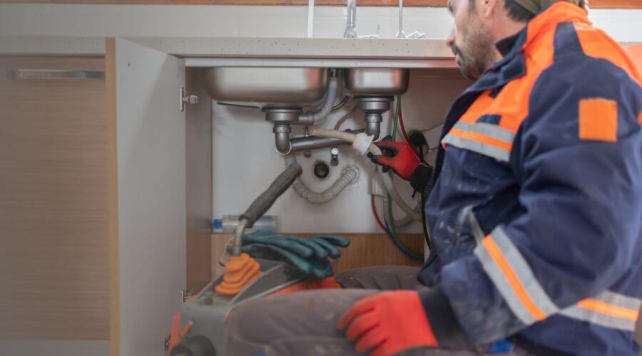 Commercial Slab Leak Plumbing in Kouts, IN